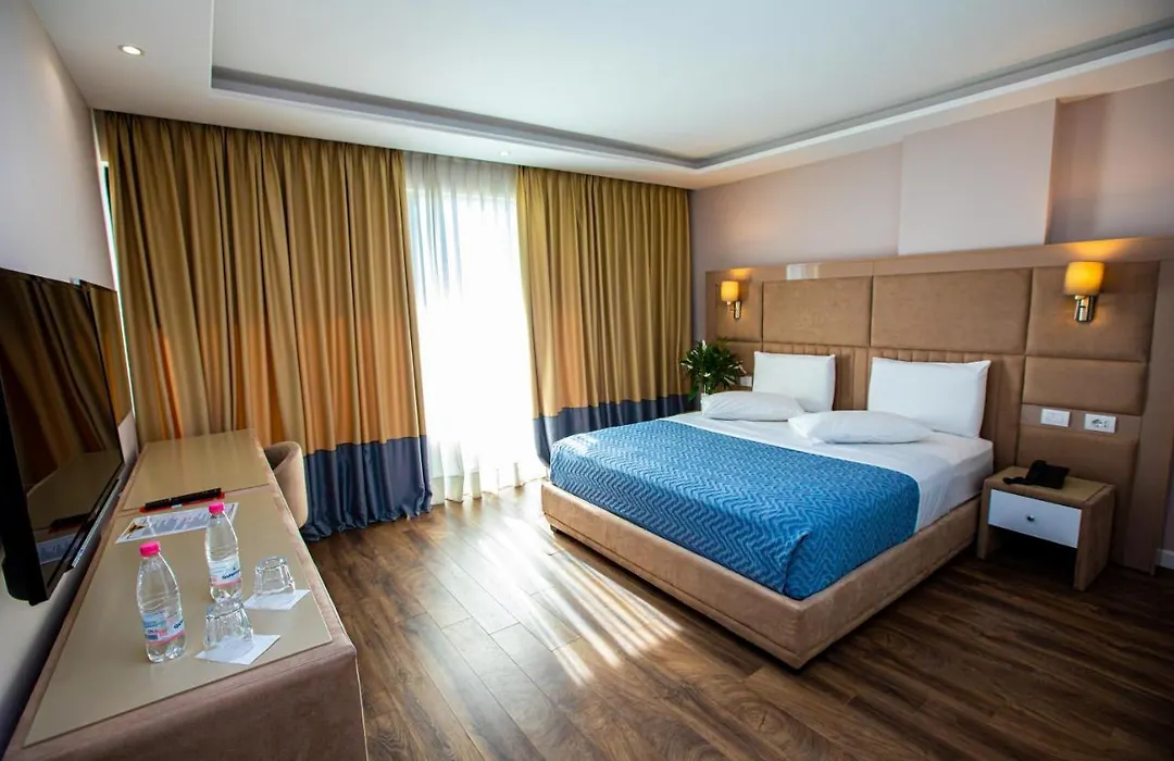 Royal G Hotel & Spa 4 Star-1