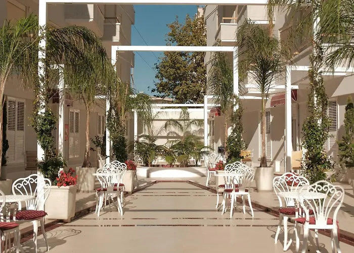 Palace Hotel & Spa Durres